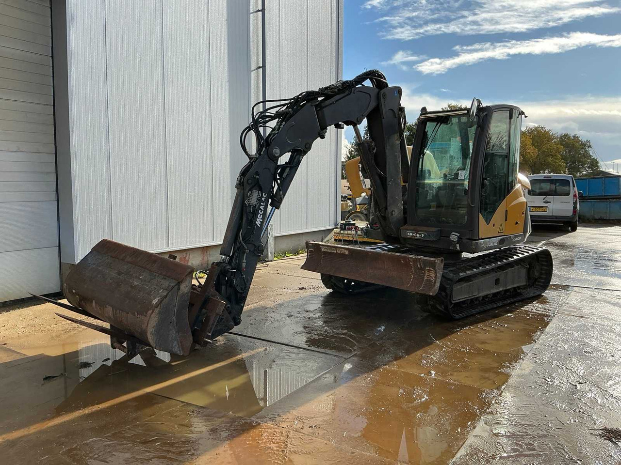 Mecalac 2017 MECALAC 8MCR CRAWLER EXCAVATOR - Crawler excavator: picture 2 Mecalac 2017 MECALAC 8MCR CRAWLER EXCAVATOR - Crawler excavator: picture 2