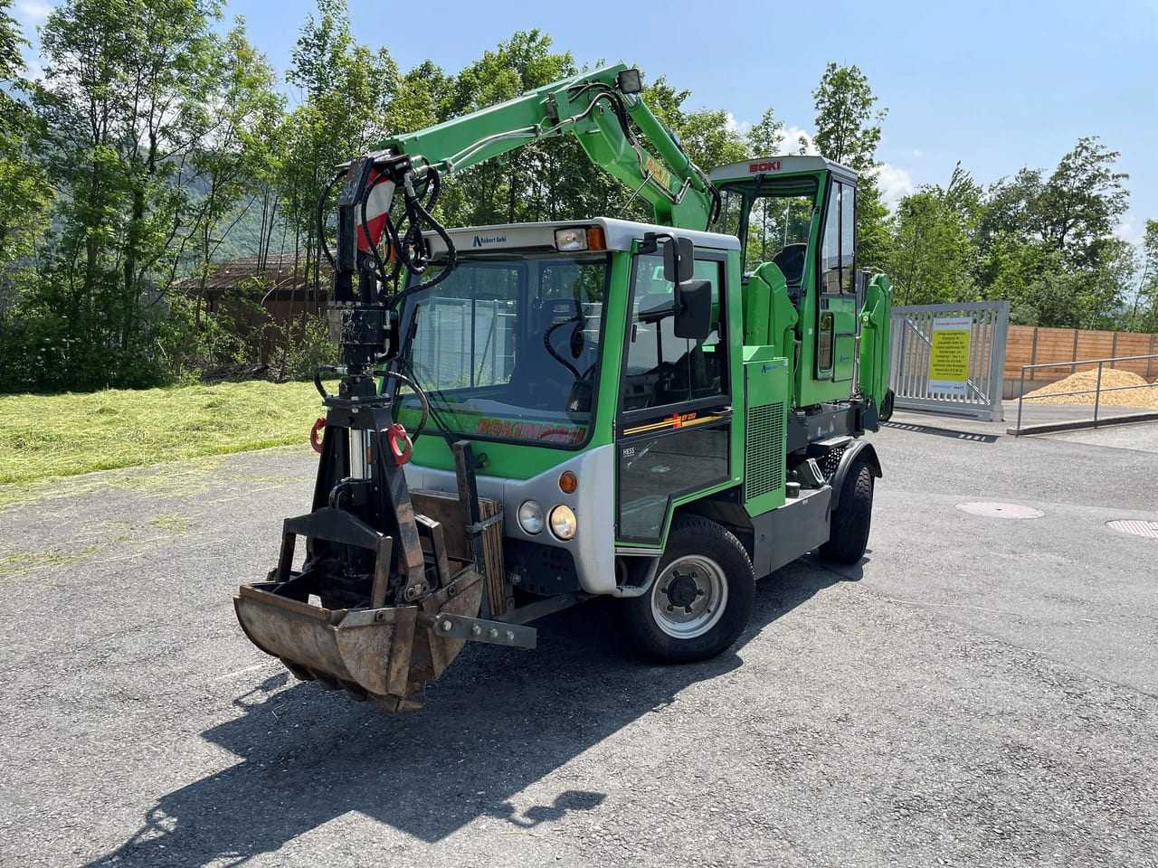 Mercedes-Benz Bokimobil - Wheel excavator: picture 1 Mercedes-Benz Bokimobil - Wheel excavator: picture 1