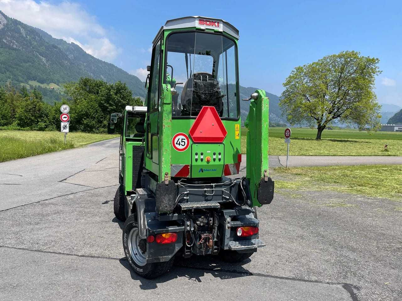 Mercedes-Benz Bokimobil - Wheel excavator: picture 4 Mercedes-Benz Bokimobil - Wheel excavator: picture 4