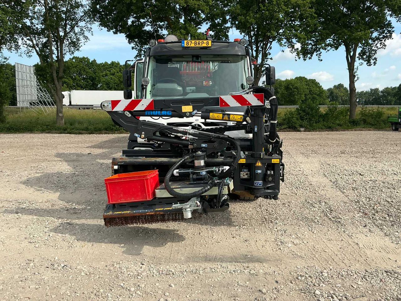 Mercedes-Benz UGE-453 - Farm trailer: picture 3 Mercedes-Benz UGE-453 - Farm trailer: picture 3