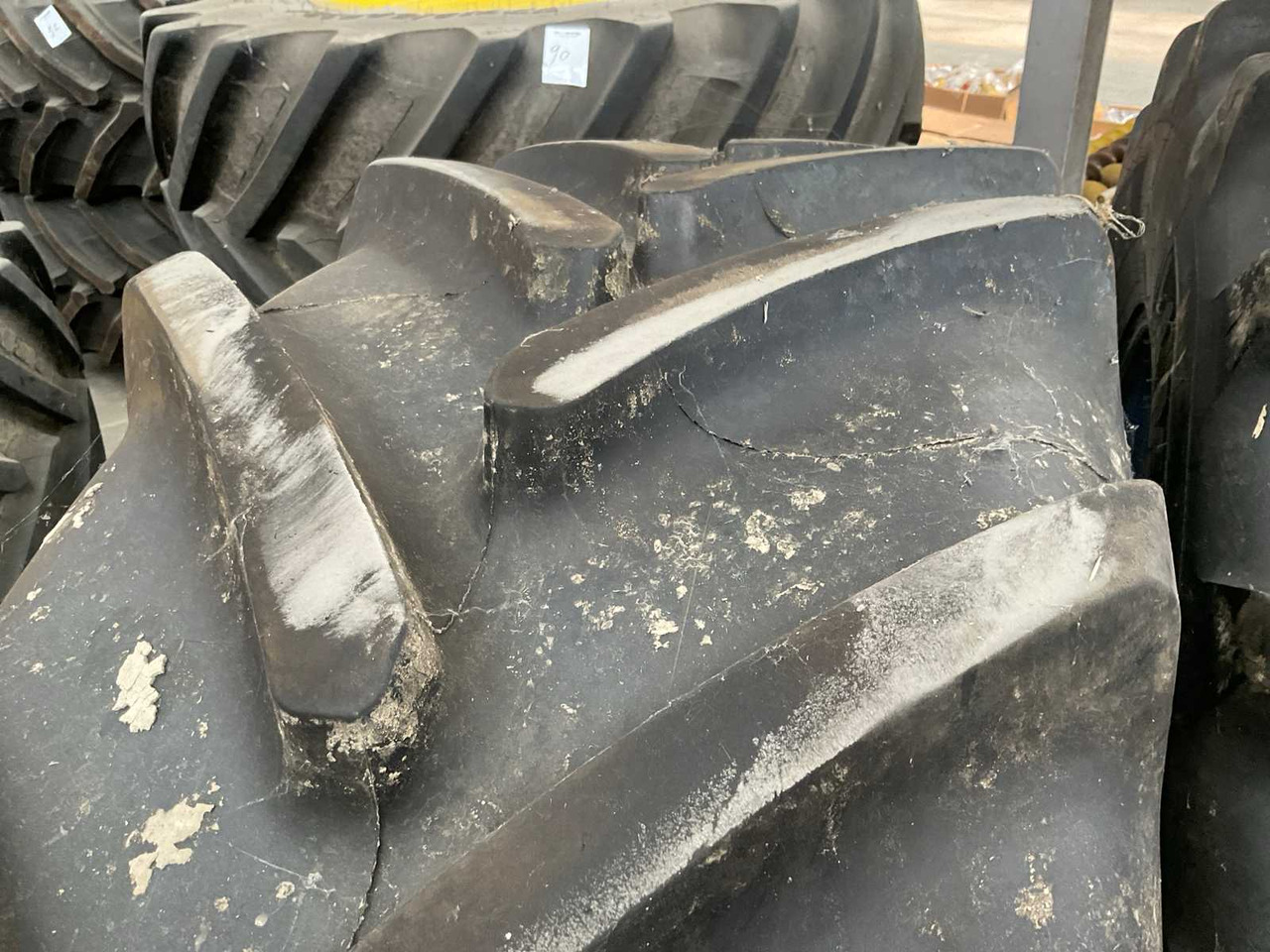 Michelin Omnibib - Wheels and tires for Farm tractor: picture 3 Michelin Omnibib - Wheels and tires for Farm tractor: picture 3