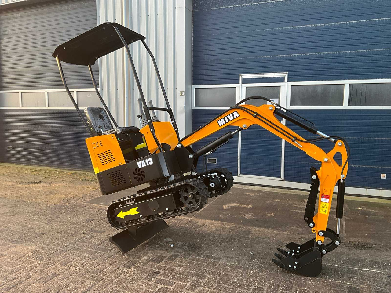 Miva VA13 - Mini excavator: picture 5 Miva VA13 - Mini excavator: picture 5
