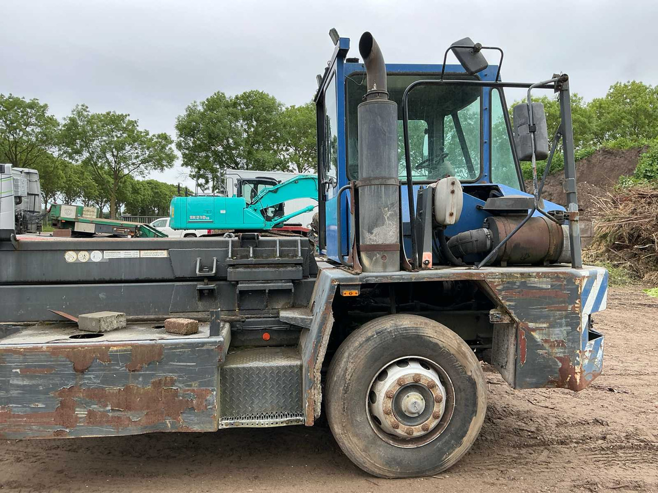 Mol CT200/4X2 - Farm tractor: picture 4 Mol CT200/4X2 - Farm tractor: picture 4