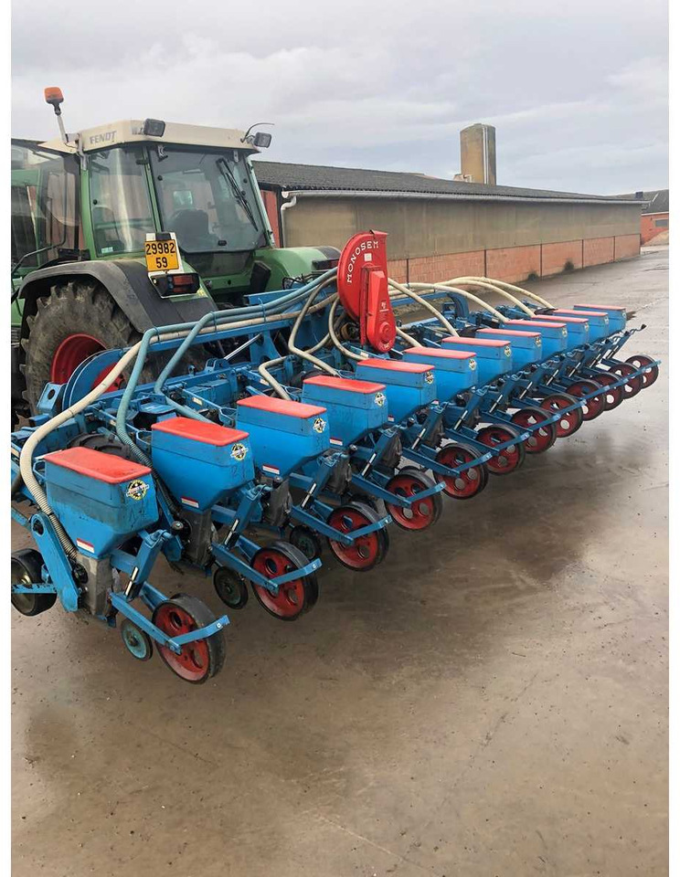 Monosem PNU86 - Sowing equipment: picture 1 Monosem PNU86 - Sowing equipment: picture 1