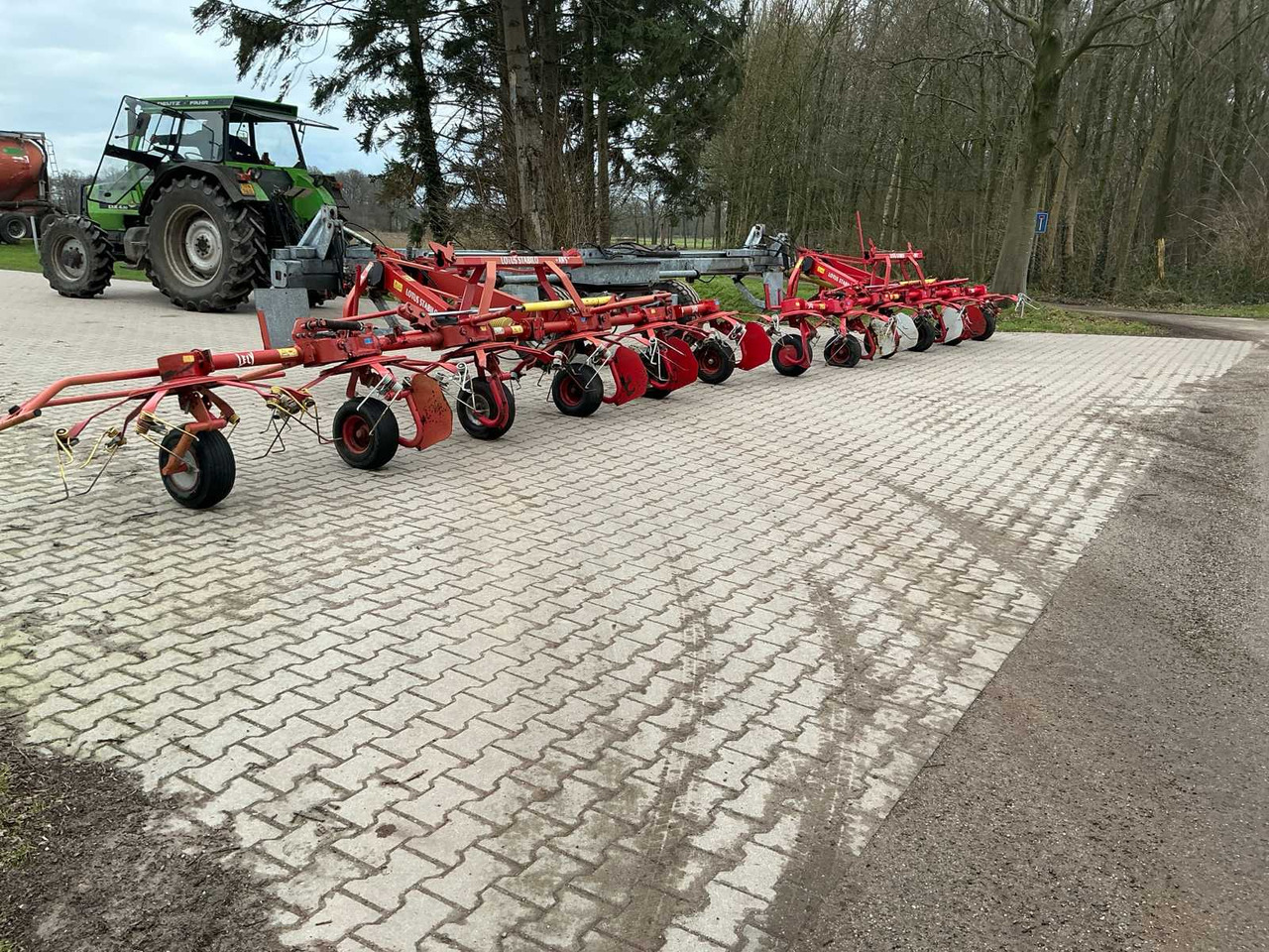 Mulder/Lely Stabilo 675 - Hay and forage equipment: picture 2 Mulder/Lely Stabilo 675 - Hay and forage equipment: picture 2