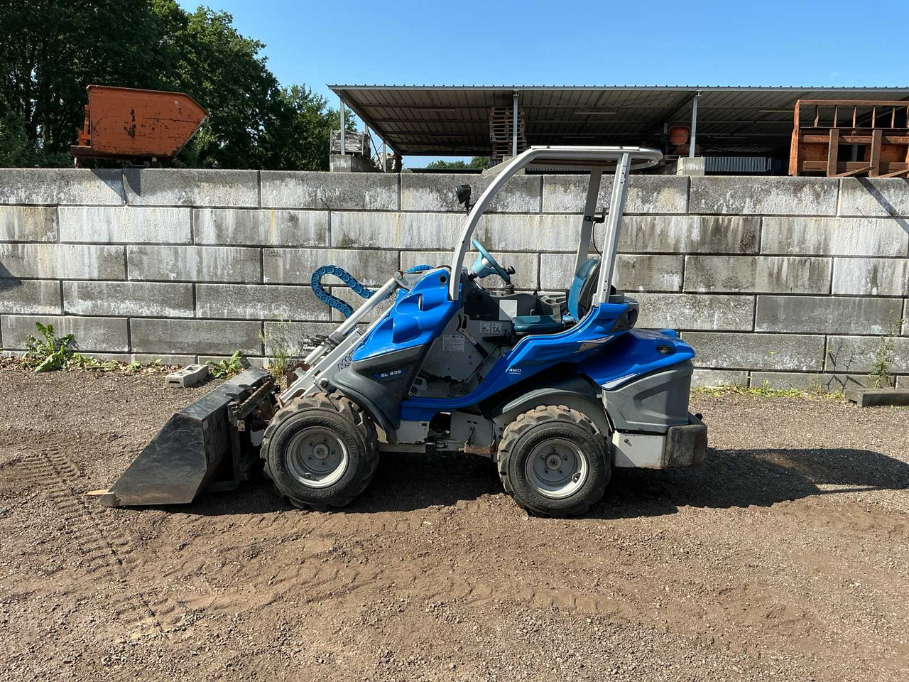 Multione SL835 - Wheel loader: picture 2 Multione SL835 - Wheel loader: picture 2