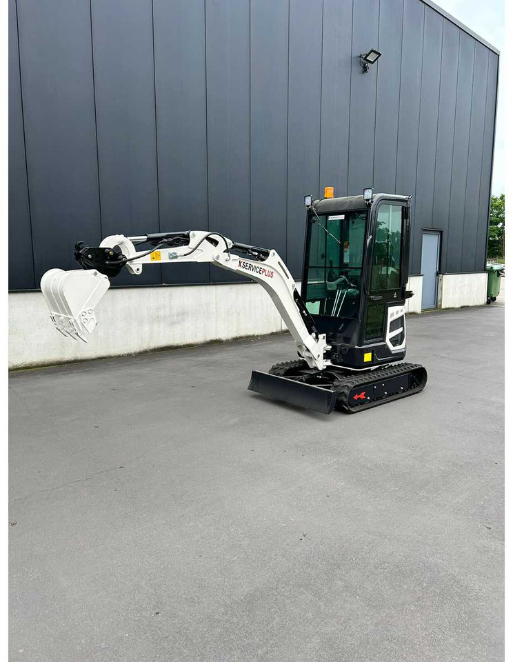 NM E18 - Mini excavator: picture 1 NM E18 - Mini excavator: picture 1