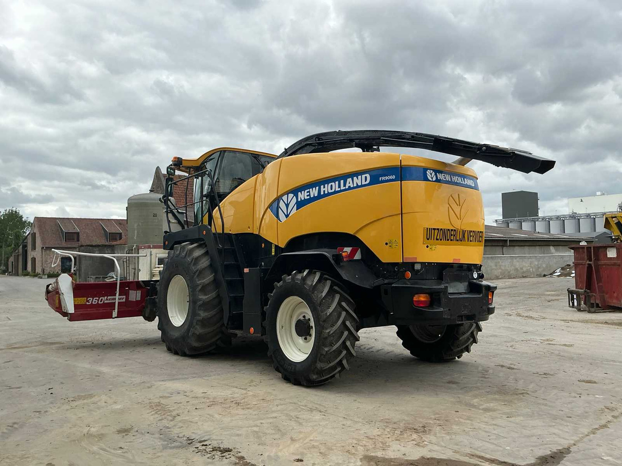 New Holland FR9060 - Forage harvester: picture 3 New Holland FR9060 - Forage harvester: picture 3