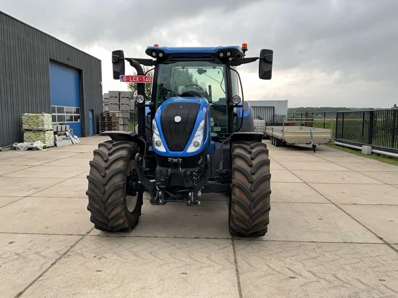 New Holland TS 5.120 - Farm tractor: picture 2 New Holland TS 5.120 - Farm tractor: picture 2