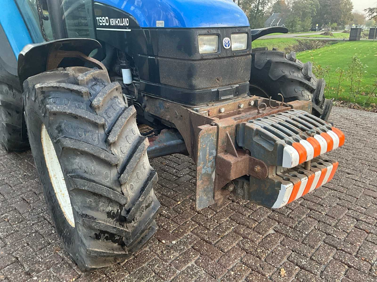 Farm tractor New holland TS90: picture 12 Farm tractor New holland TS90: picture 12