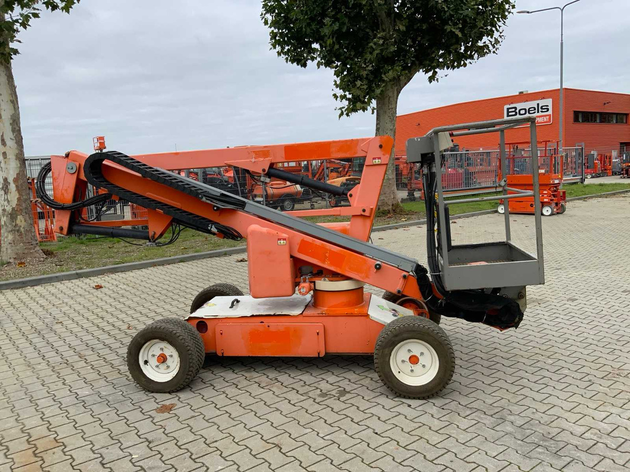 Niftylift Nifty HR12NE - Aerial platform: picture 5 Niftylift Nifty HR12NE - Aerial platform: picture 5