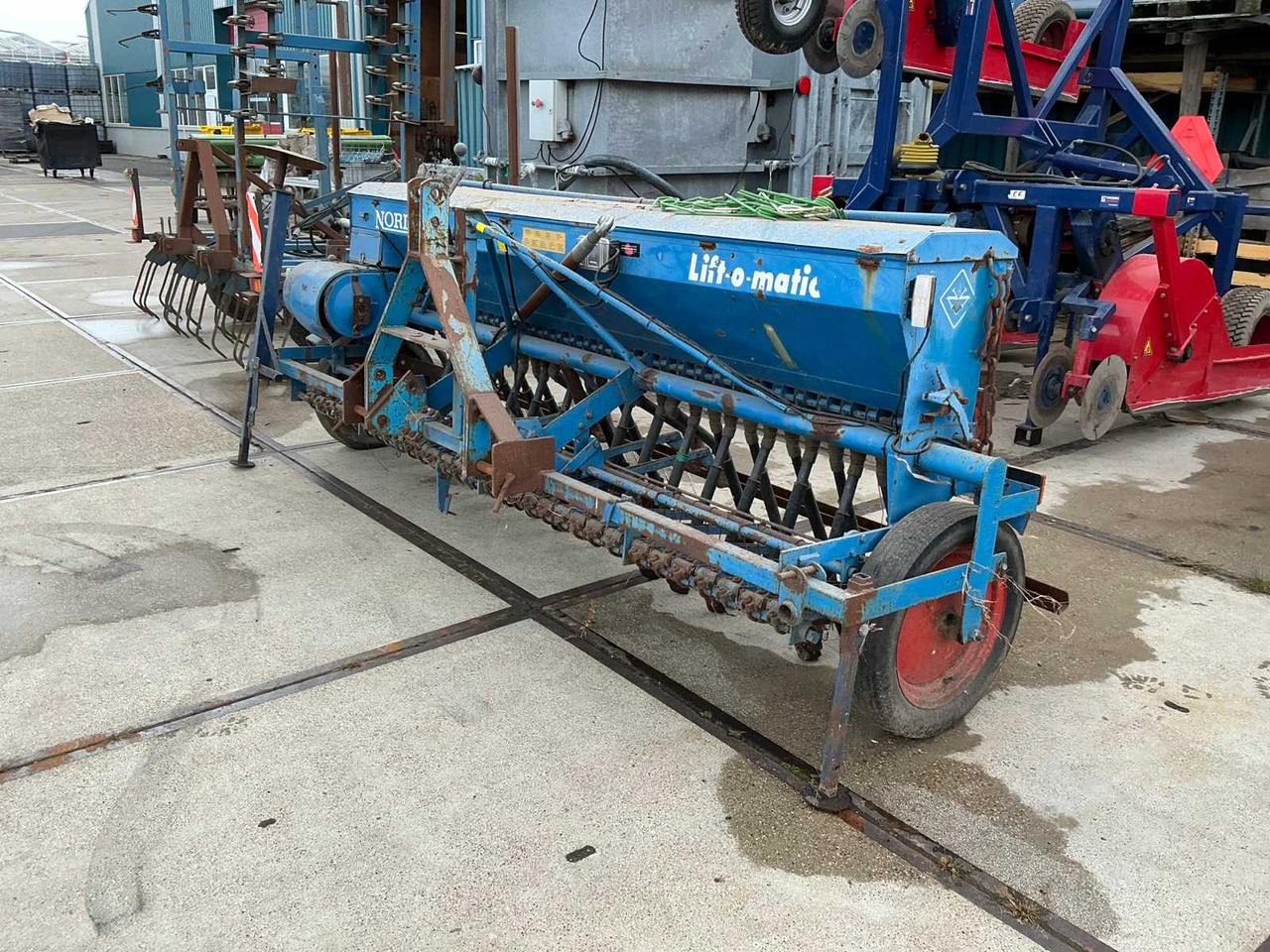 Nordsten Lift-O-Matic - Sowing equipment: picture 4 Nordsten Lift-O-Matic - Sowing equipment: picture 4
