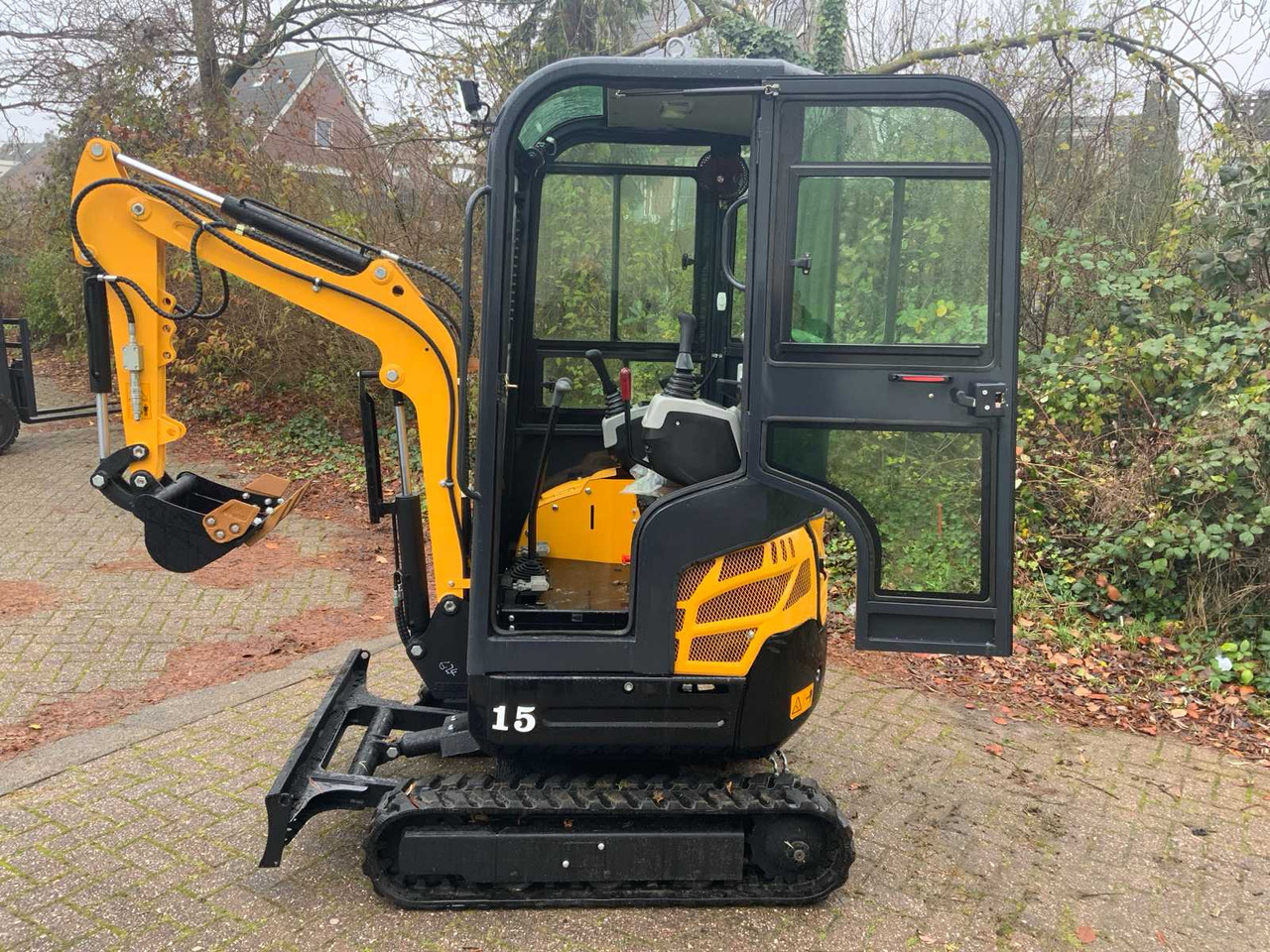 Nuoman Machinery Crawler Excavator NM-E15 - Mini excavator: picture 1 Nuoman Machinery Crawler Excavator NM-E15 - Mini excavator: picture 1