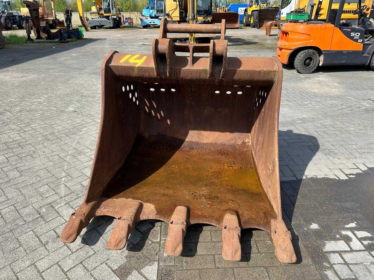 OQ70 Dieplepel - Excavator bucket: picture 1 OQ70 Dieplepel - Excavator bucket: picture 1