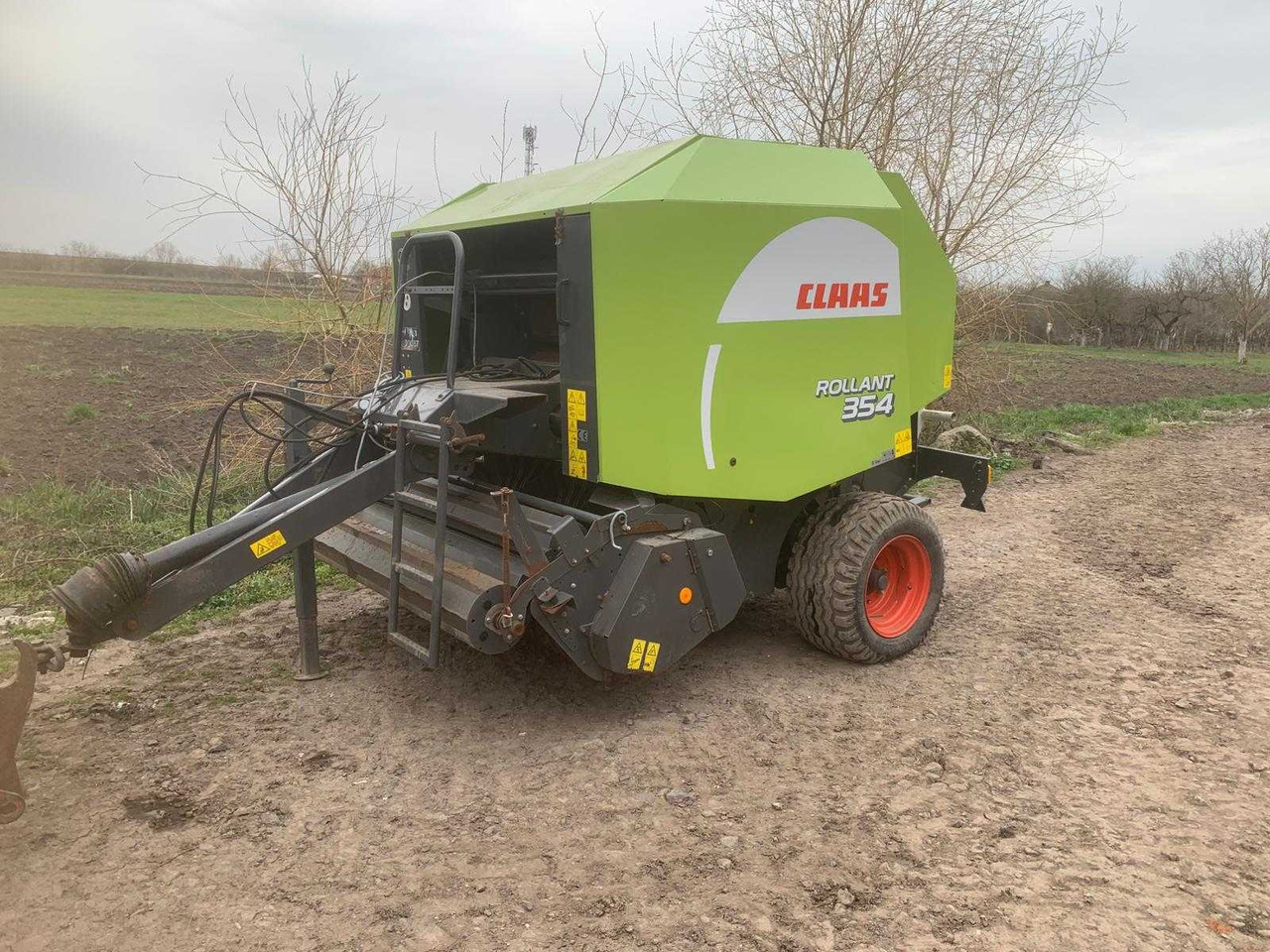 CLAAS Rollant 354 - Other machinery: picture 1 CLAAS Rollant 354 - Other machinery: picture 1