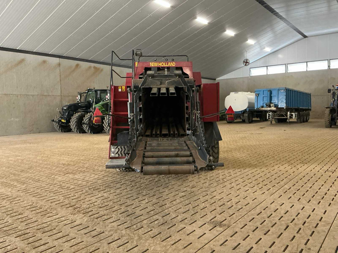 New Holland BB940P - Other machinery: picture 4 New Holland BB940P - Other machinery: picture 4