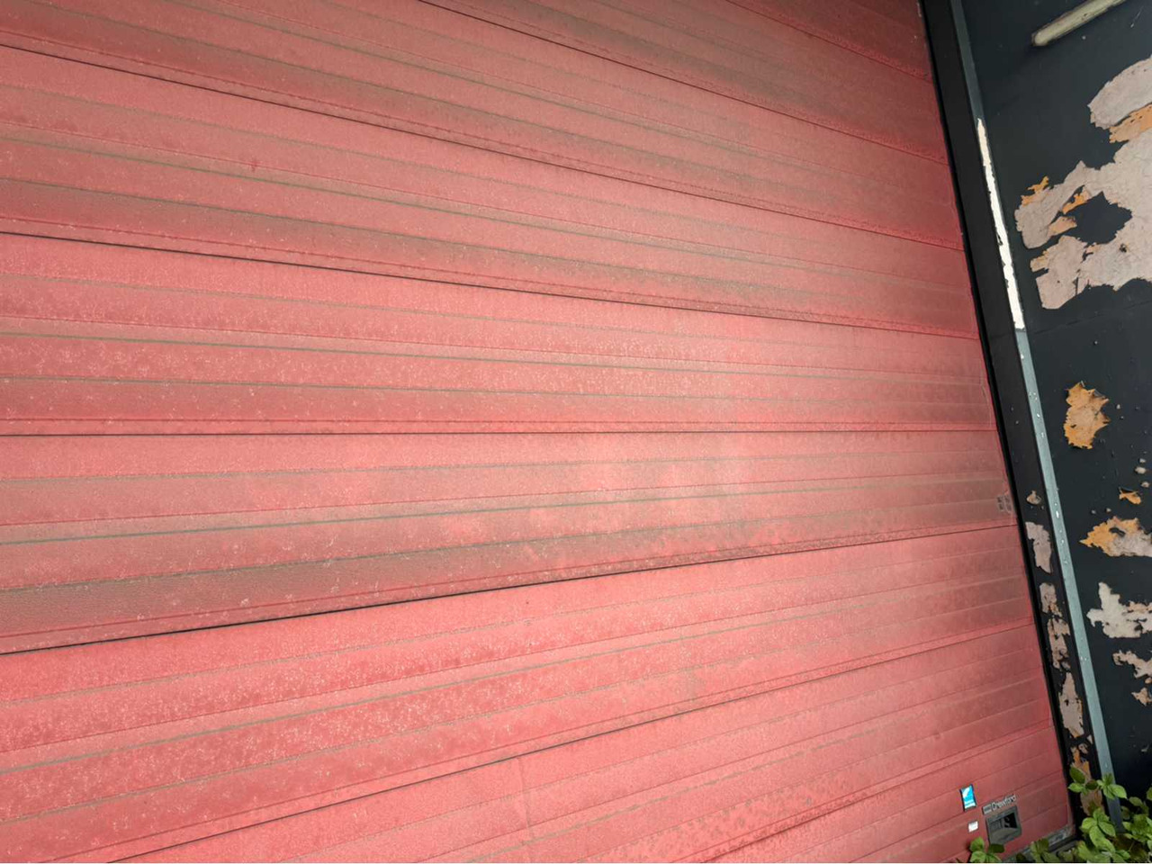 Overhead door - Construction equipment: picture 2 Overhead door - Construction equipment: picture 2