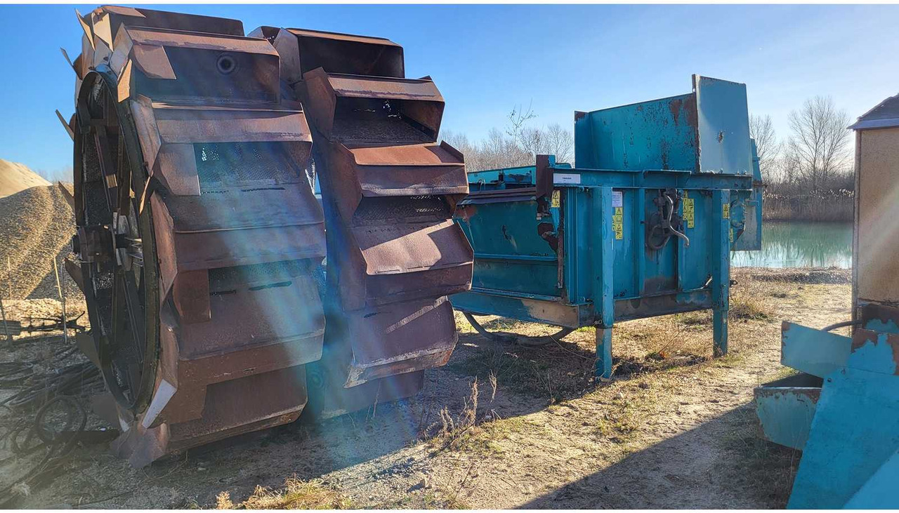 POWERSCREEN - Screener: picture 1 POWERSCREEN - Screener: picture 1