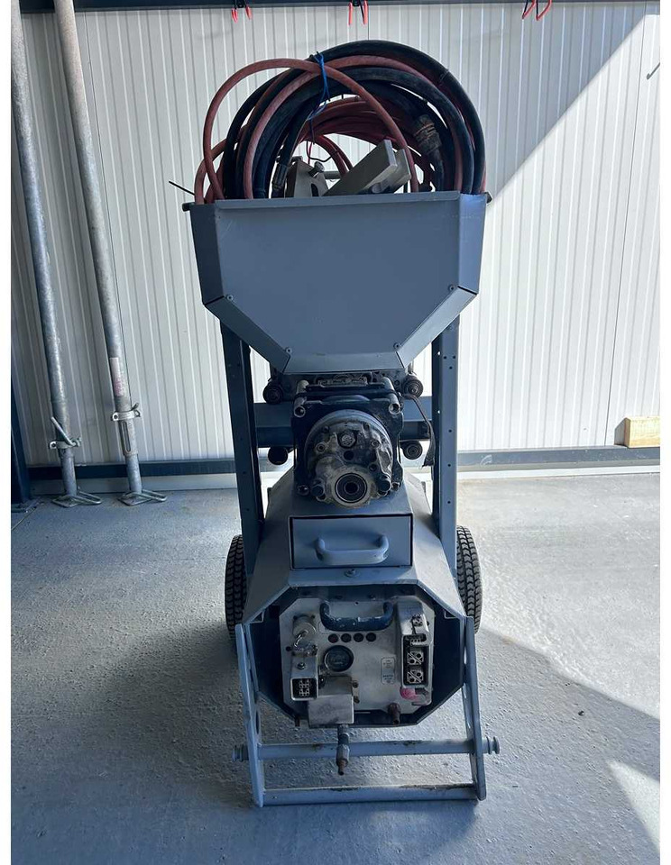 Pentruder 8-20iQ - Concrete equipment: picture 1 Pentruder 8-20iQ - Concrete equipment: picture 1