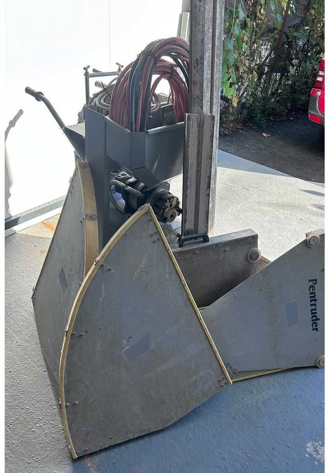 Pentruder 8-20iQ - Concrete equipment: picture 4 Pentruder 8-20iQ - Concrete equipment: picture 4