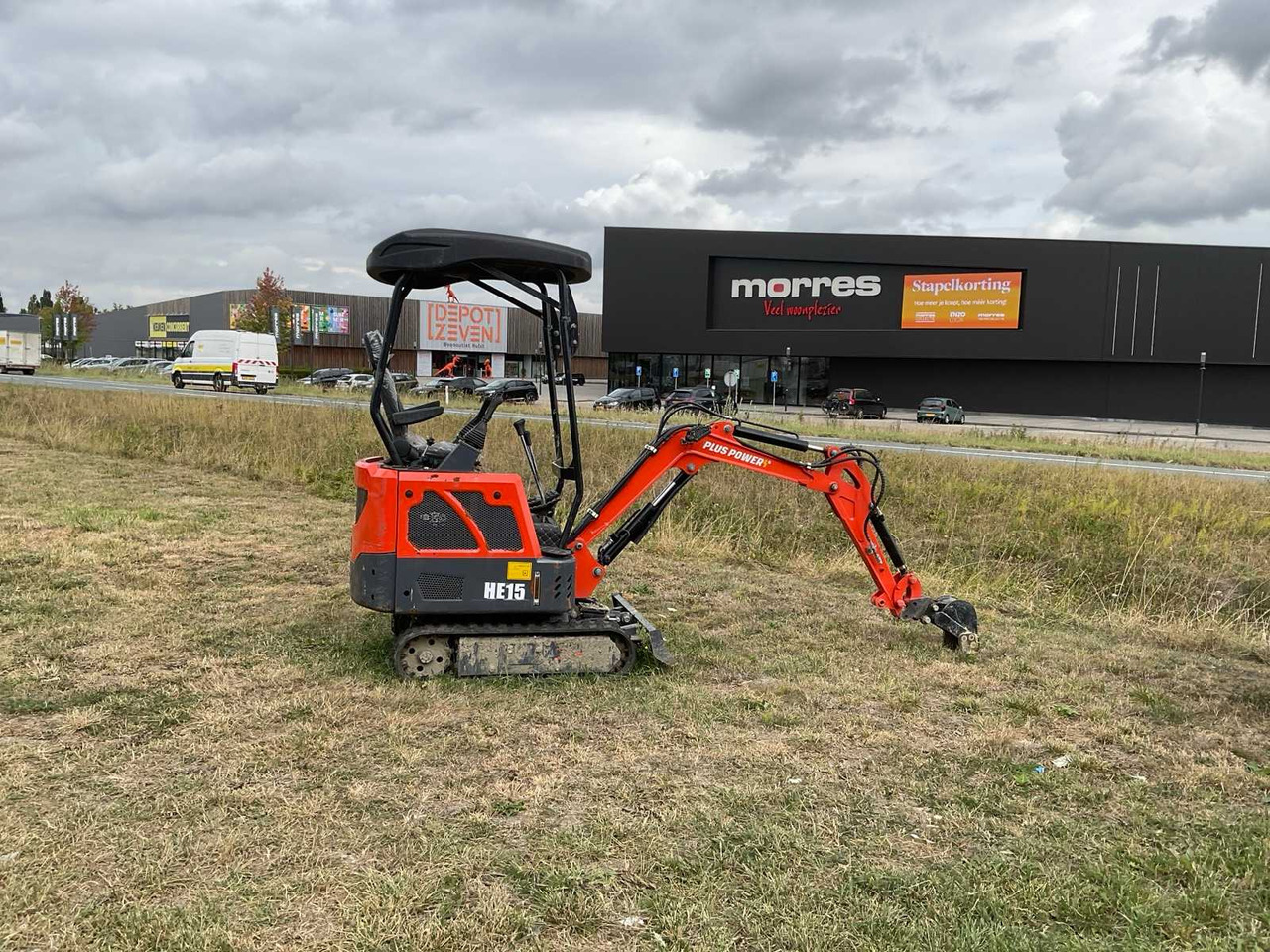 Plus Power HE15 - Mini excavator: picture 4 Plus Power HE15 - Mini excavator: picture 4