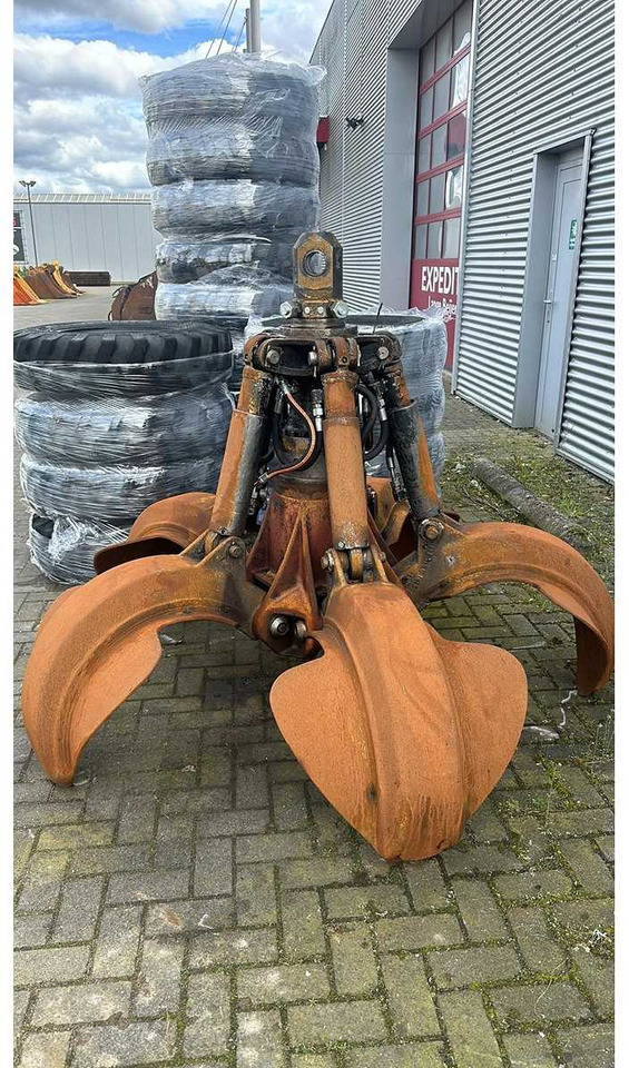 Poliep grijper - Excavator bucket: picture 2 Poliep grijper - Excavator bucket: picture 2