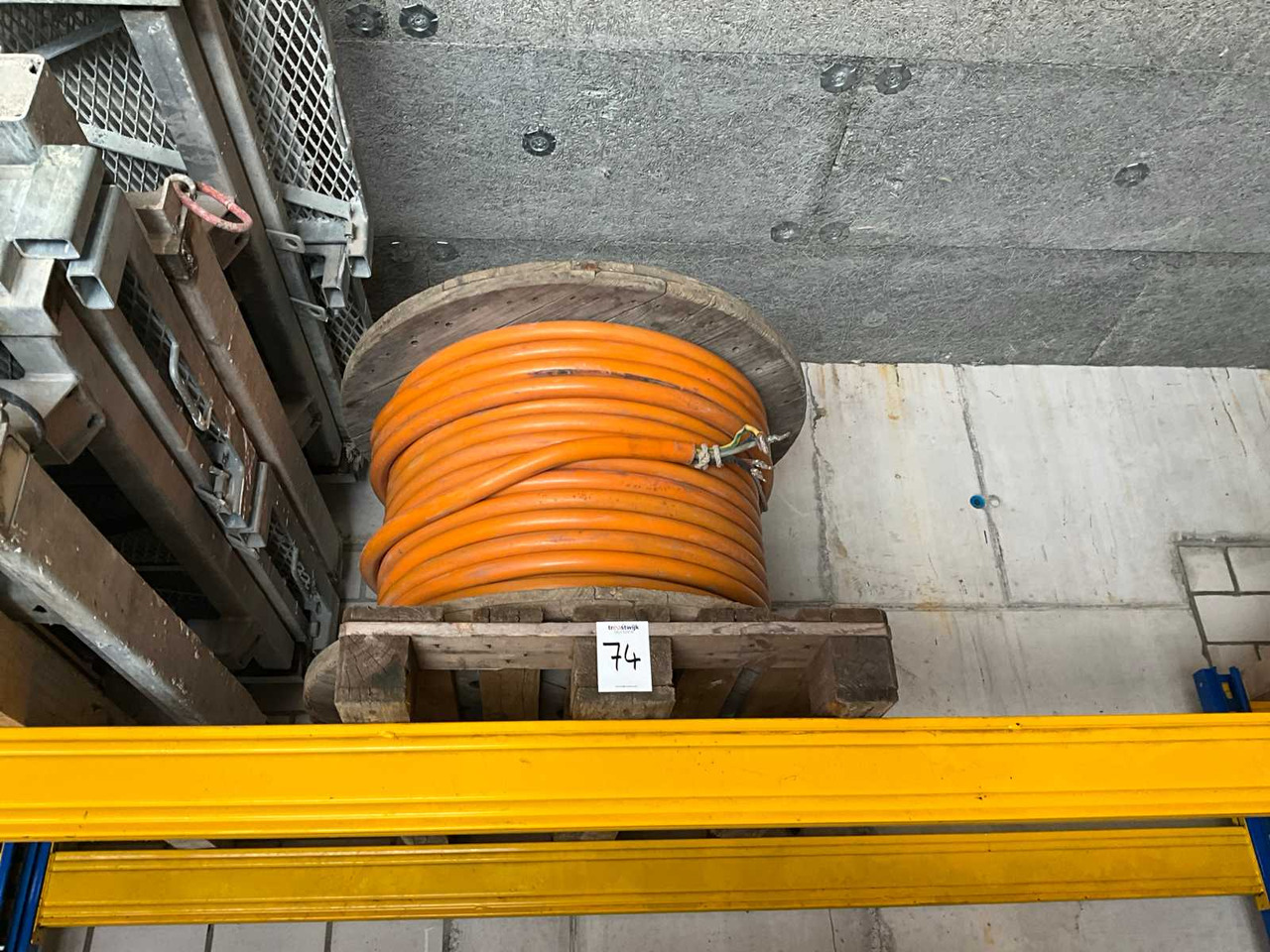Power cable - Construction equipment: picture 1 Power cable - Construction equipment: picture 1
