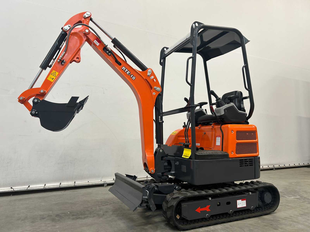 RTE 18 - Mini excavator: picture 1 RTE 18 - Mini excavator: picture 1