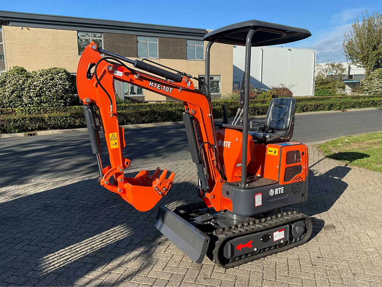 RTE CX10T - Mini excavator: picture 1 RTE CX10T - Mini excavator: picture 1