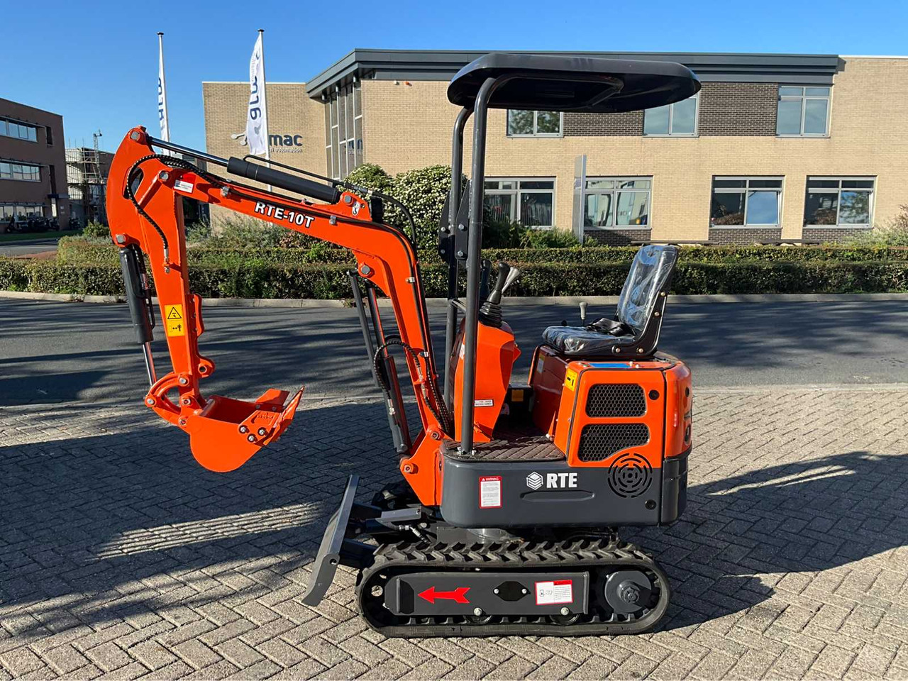 RTE CX10T - Mini excavator: picture 2 RTE CX10T - Mini excavator: picture 2