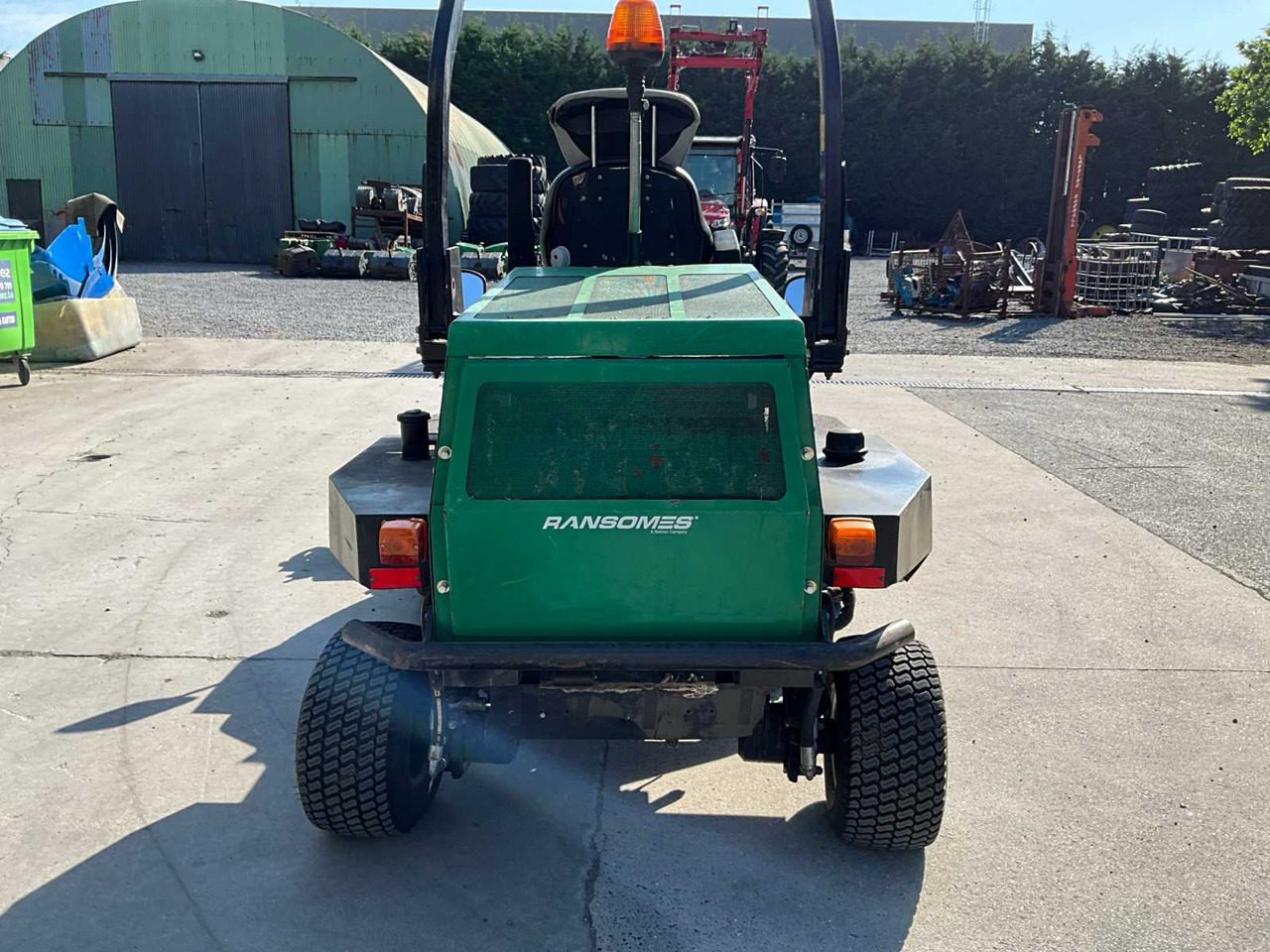 Ransomes Highway 2130 4WD - Flail mower/ Mulcher: picture 4 Ransomes Highway 2130 4WD - Flail mower/ Mulcher: picture 4