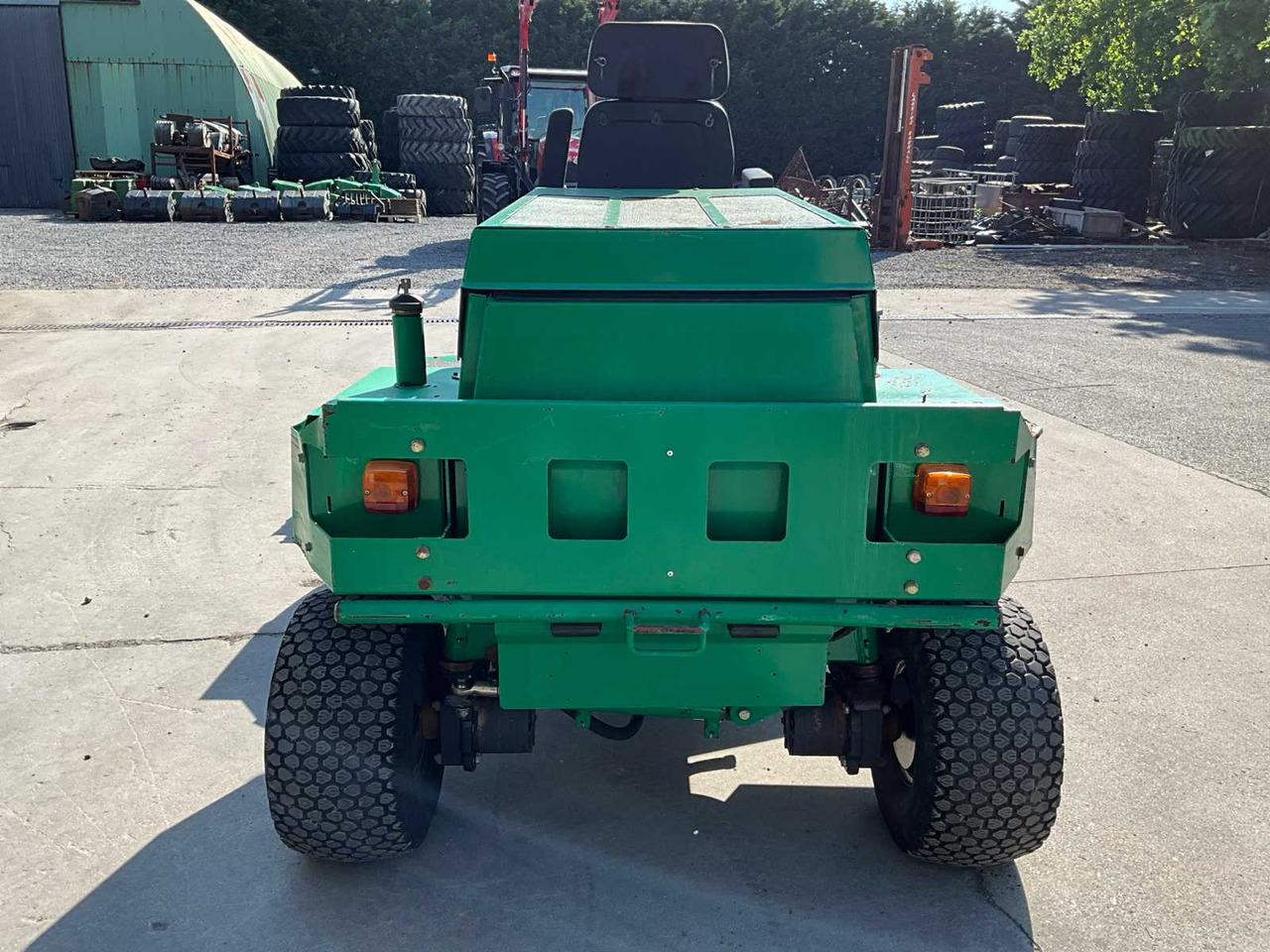 Ransomes Parkway 2250 - Flail mower/ Mulcher: picture 4 Ransomes Parkway 2250 - Flail mower/ Mulcher: picture 4