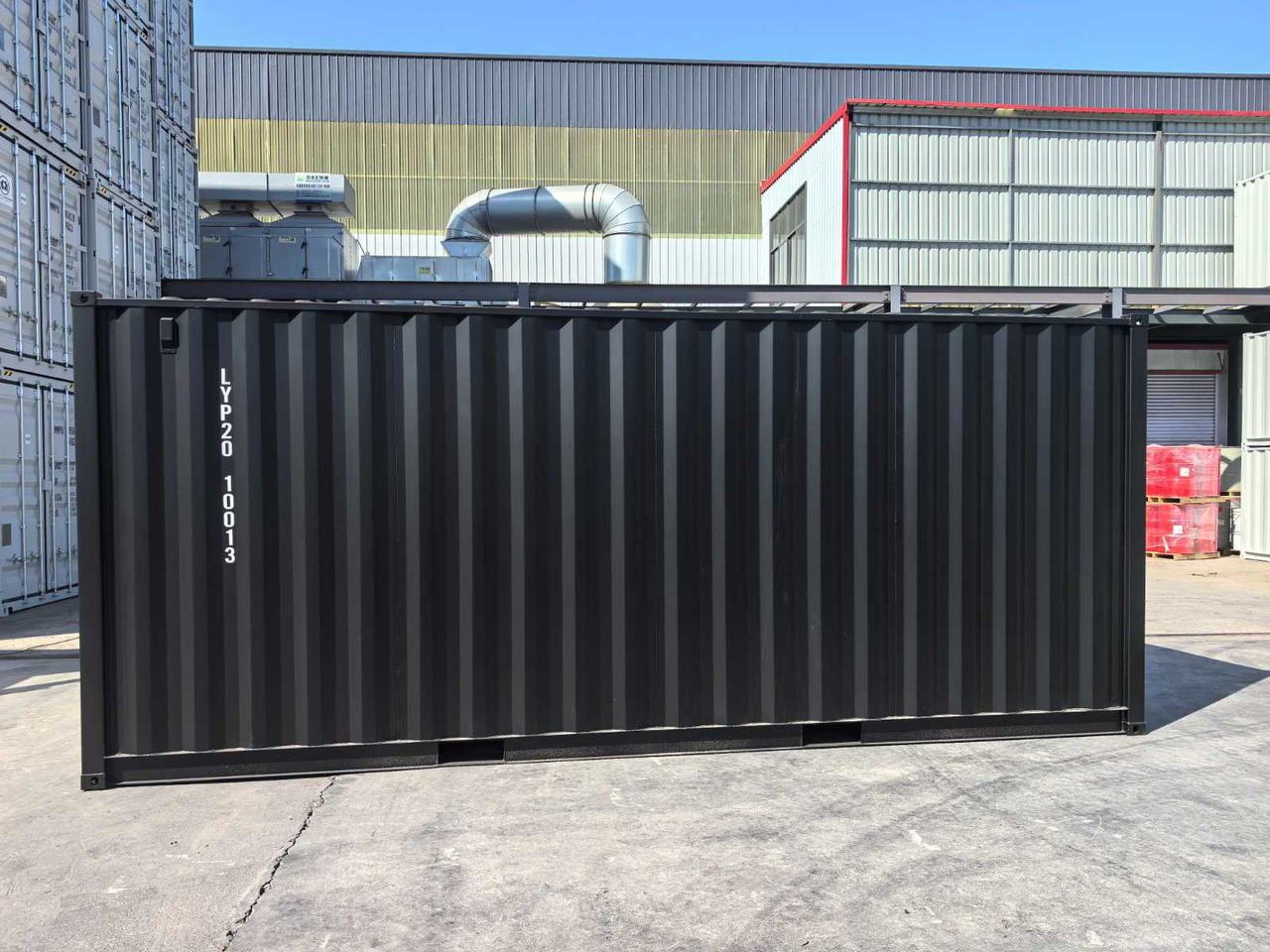 Rhino-cross-containers 20ft met roldeur - Shipping container: picture 2 Rhino-cross-containers 20ft met roldeur - Shipping container: picture 2