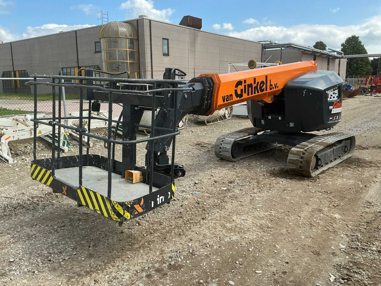 Rhinox RX12CS - Aerial platform: picture 1 Rhinox RX12CS - Aerial platform: picture 1