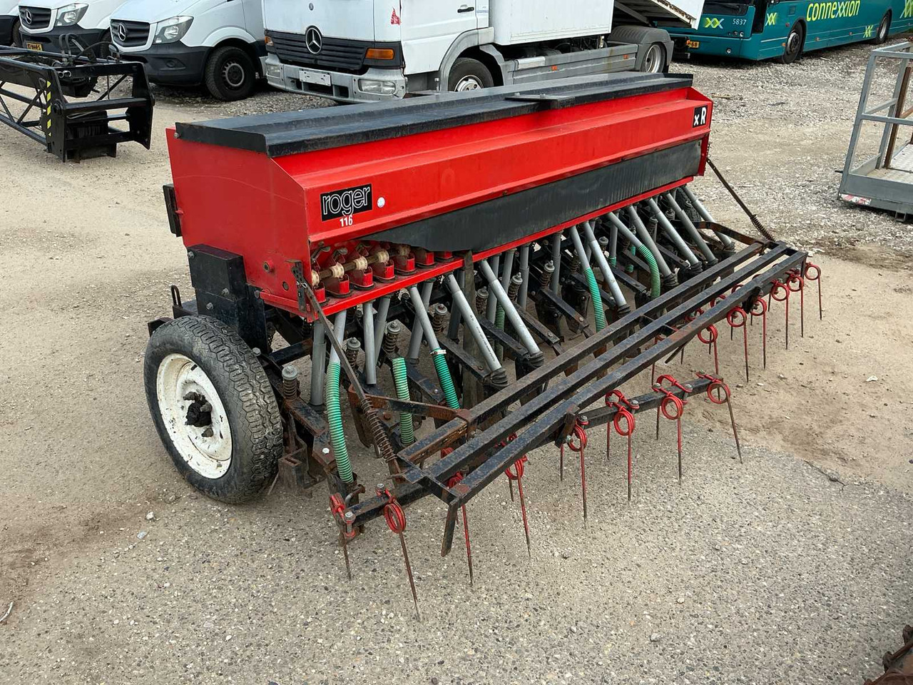 Roger XR30 - Hay and forage equipment: picture 2 Roger XR30 - Hay and forage equipment: picture 2