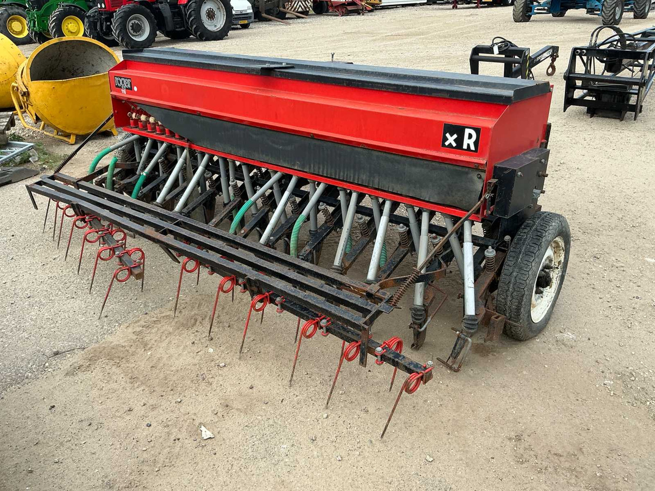 Roger XR30 - Hay and forage equipment: picture 1 Roger XR30 - Hay and forage equipment: picture 1
