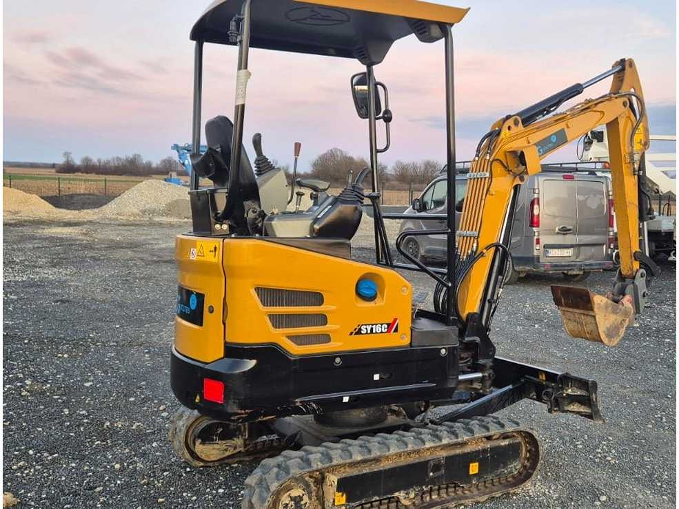 SANY SY16c - Mini excavator: picture 3 SANY SY16c - Mini excavator: picture 3