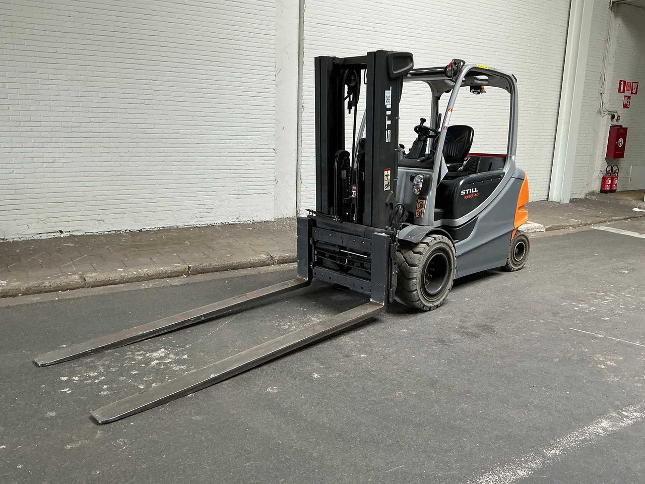 STILL - RX60-40 - FORKLIFT TRUCKS - 2012 - Forklift: picture 1 STILL - RX60-40 - FORKLIFT TRUCKS - 2012 - Forklift: picture 1