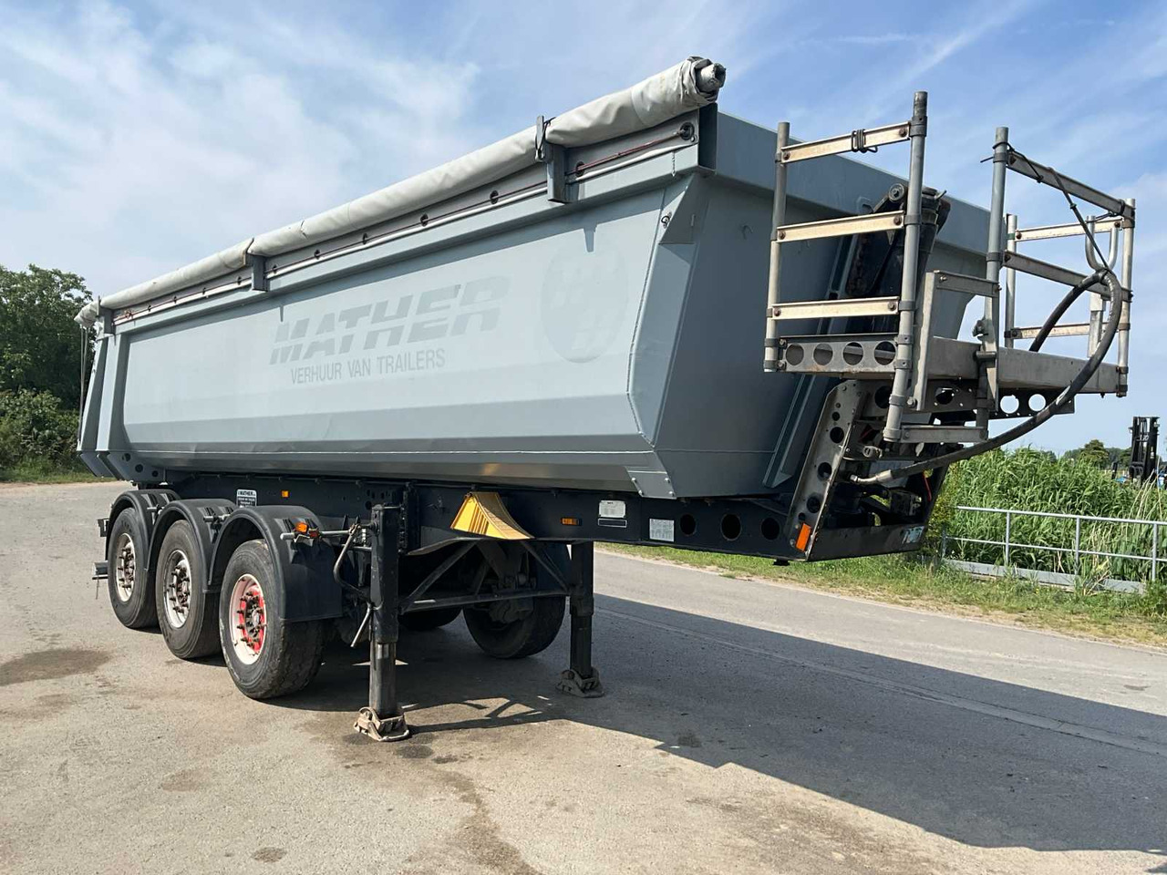 Schmitz SKI24 - Farm tipping trailer/ Dumper: picture 4 Schmitz SKI24 - Farm tipping trailer/ Dumper: picture 4