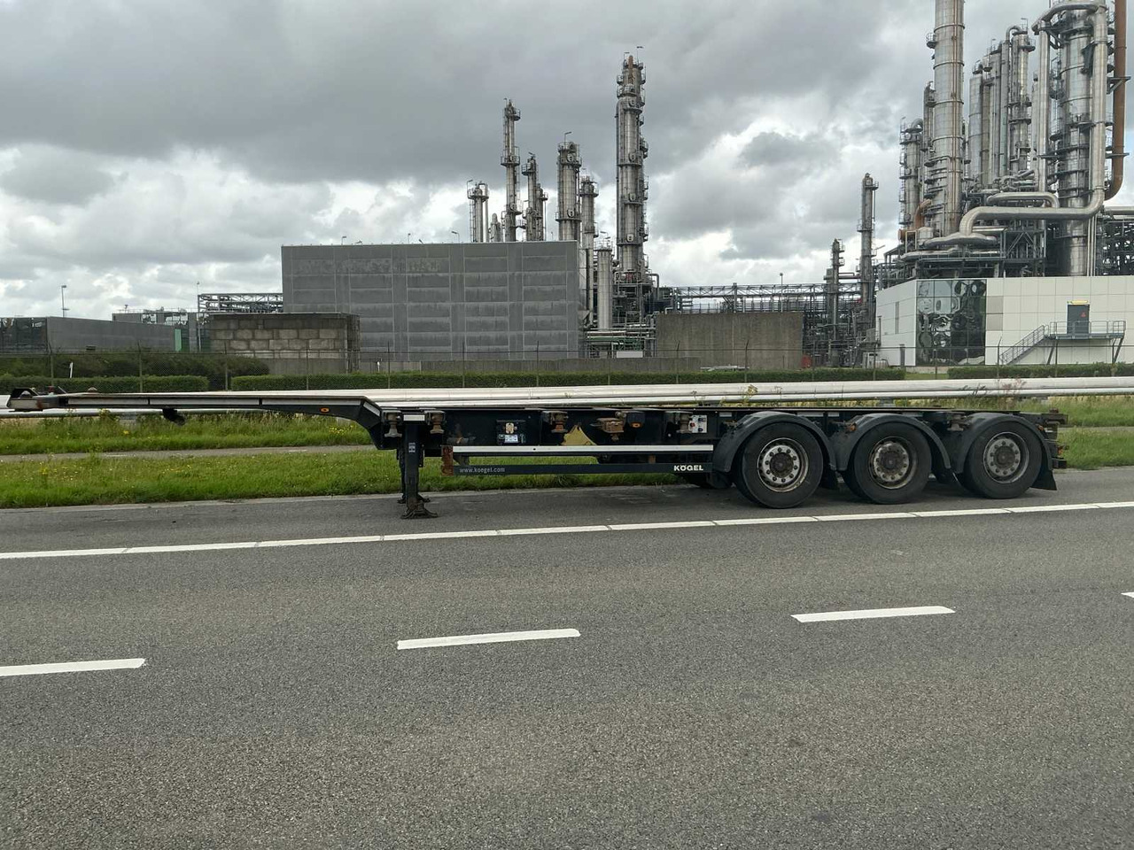 2015 KOGEL S-24-2 SEMI-TRAILER - Semi-trailer: picture 2 2015 KOGEL S-24-2 SEMI-TRAILER - Semi-trailer: picture 2