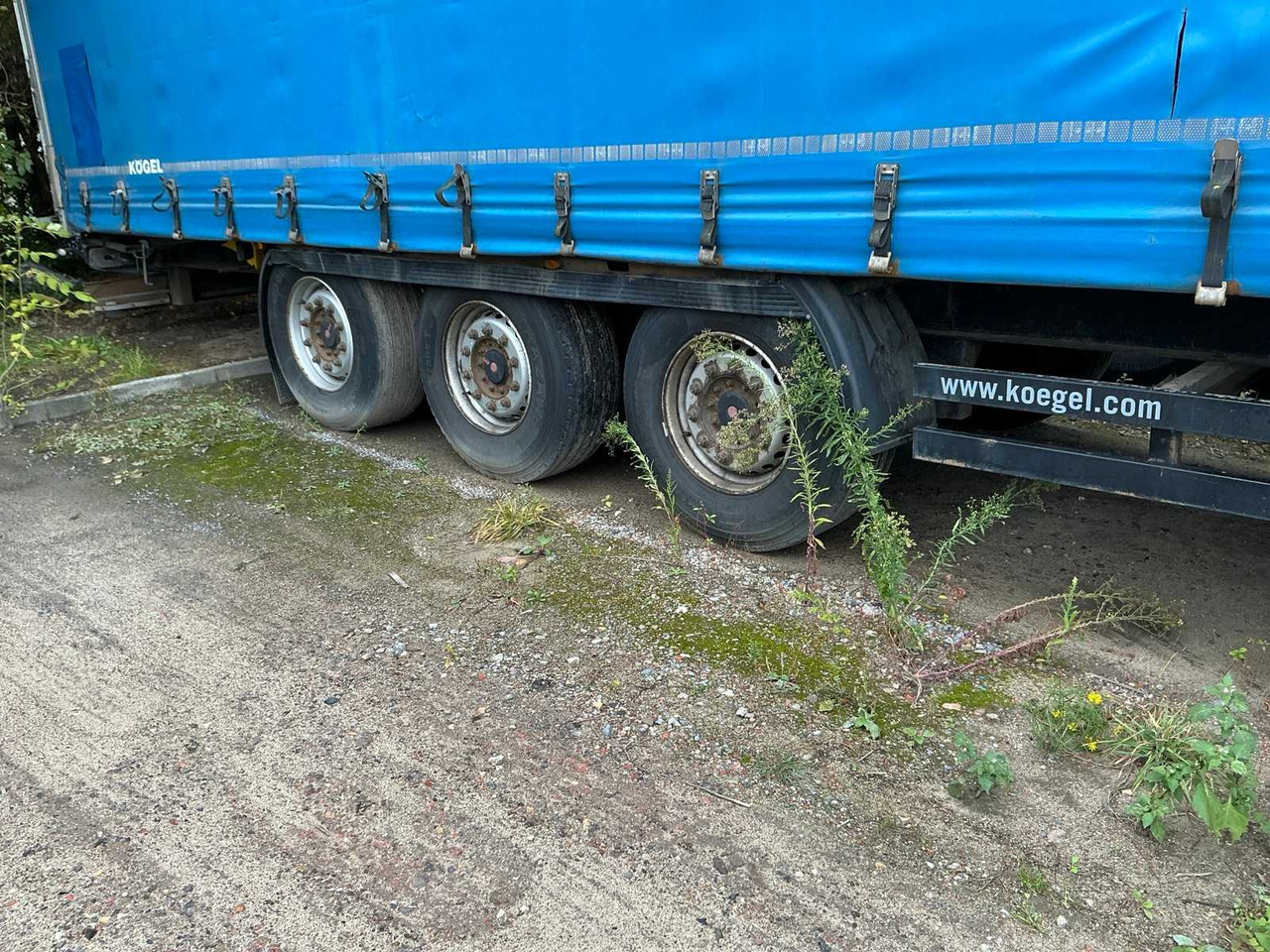 KÖGEL S24-1 CURTAINSIDER TRAILER - Semi-trailer: picture 3 KÖGEL S24-1 CURTAINSIDER TRAILER - Semi-trailer: picture 3