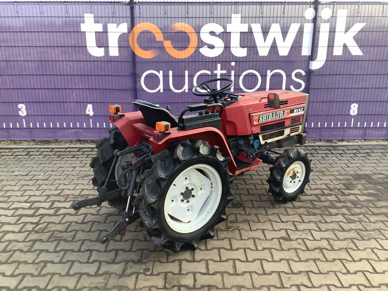 Shibaura P15F - Compact tractor: picture 3 Shibaura P15F - Compact tractor: picture 3