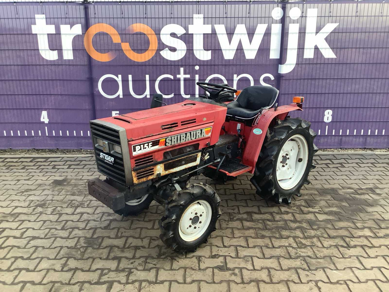 Shibaura P15F - Compact tractor: picture 1 Shibaura P15F - Compact tractor: picture 1