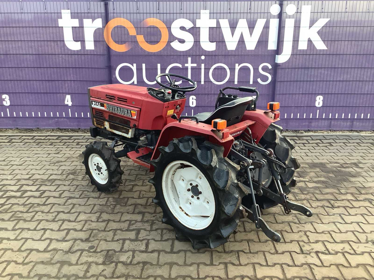 Shibaura P15F - Compact tractor: picture 4 Shibaura P15F - Compact tractor: picture 4