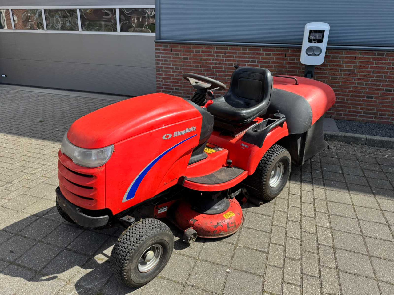 Simplicity - Garden mower: picture 1 Simplicity - Garden mower: picture 1
