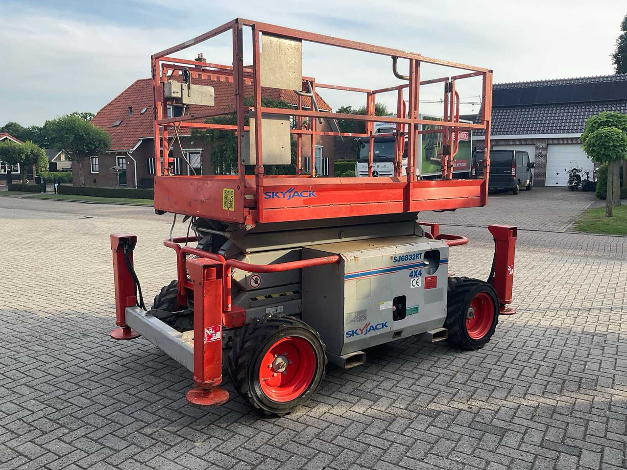 Skyjack SJ 6832RT 4X4 - Aerial platform: picture 4 Skyjack SJ 6832RT 4X4 - Aerial platform: picture 4
