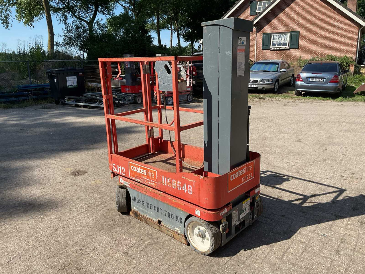 Skyjack SJ12 - Aerial platform: picture 3 Skyjack SJ12 - Aerial platform: picture 3