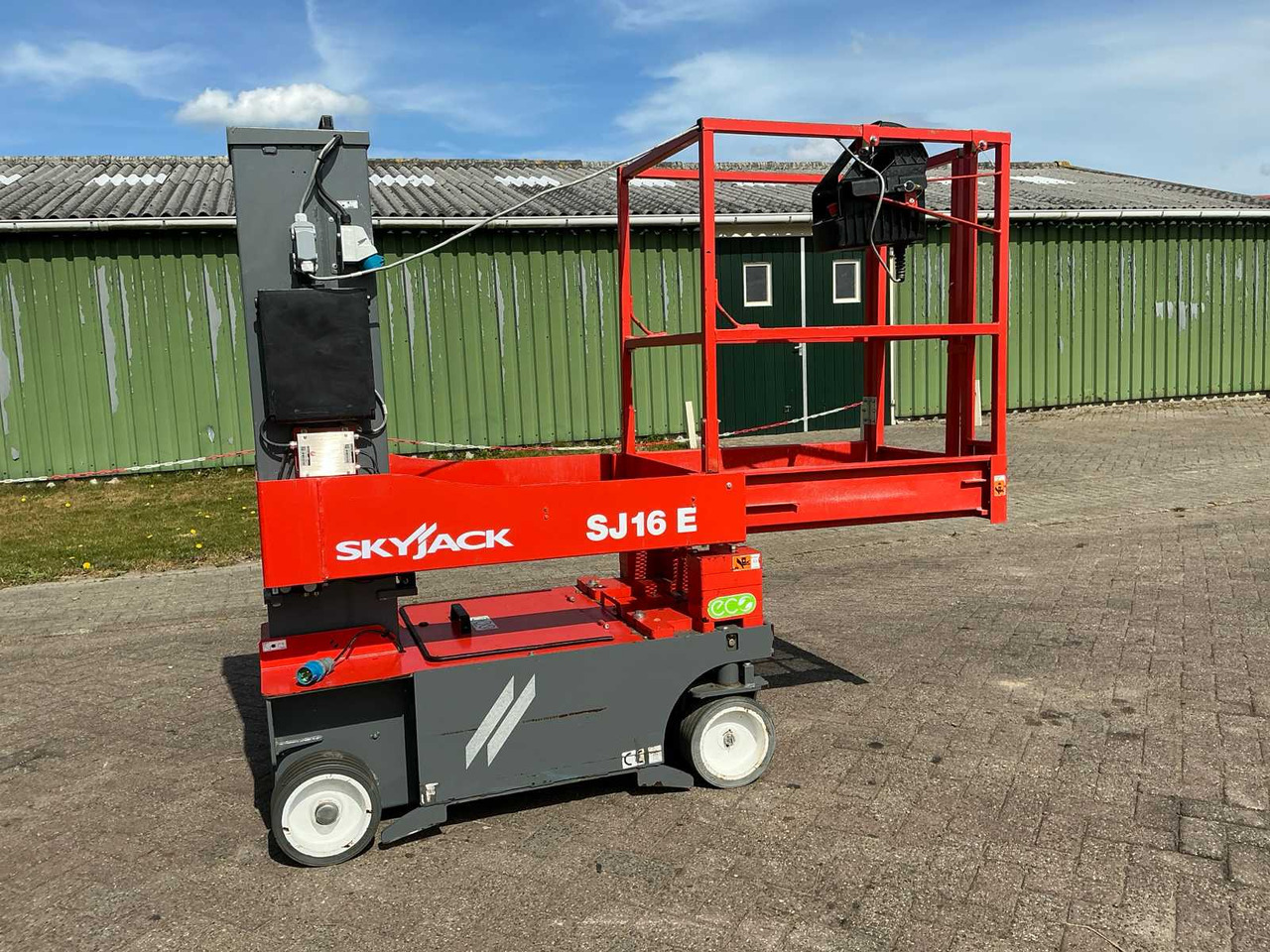 Skyjack SJ16E - Aerial platform: picture 2 Skyjack SJ16E - Aerial platform: picture 2
