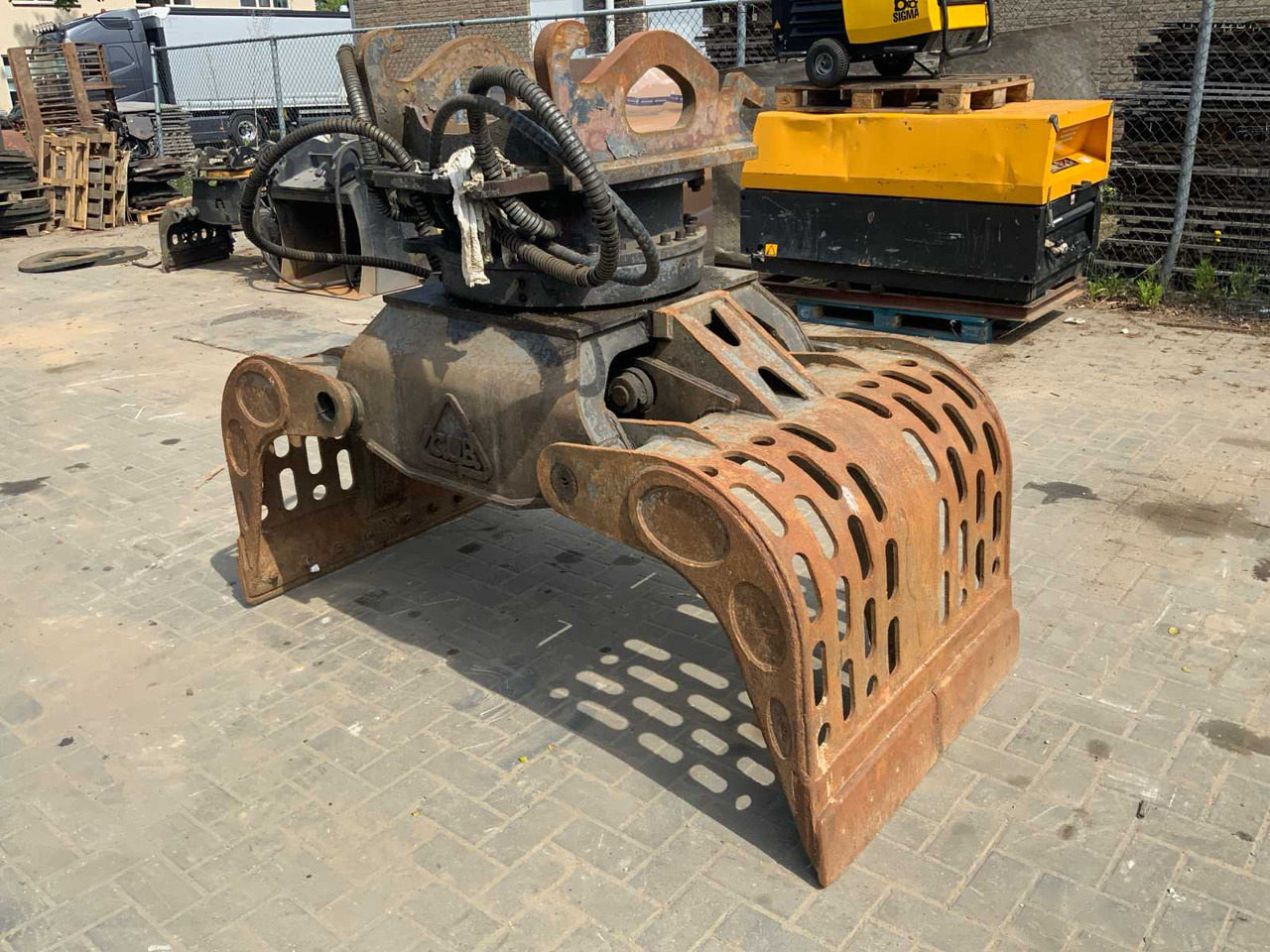 Sorting Grab - Excavator bucket: picture 1 Sorting Grab - Excavator bucket: picture 1