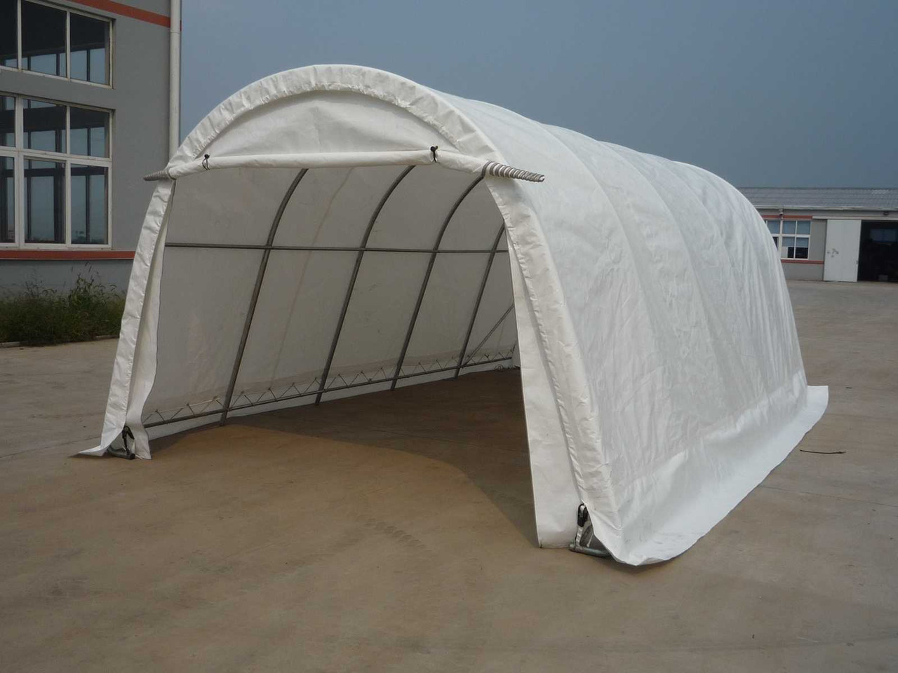Stahlworks 6,1x3,66x2,44 meter - Storage tank: picture 1 Stahlworks 6,1x3,66x2,44 meter - Storage tank: picture 1